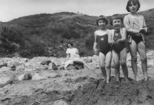 MacGregor Girls on beach copy.jpg